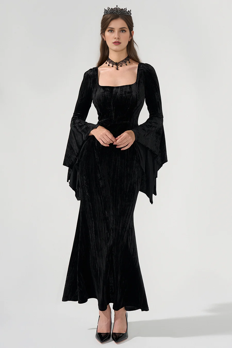 Vestido de fiesta de sirena con escote cuadrado y mangas acampanadas de terciopelo hasta el suelo